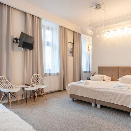 Aparthotel Maargick Krakow Bagian luar foto