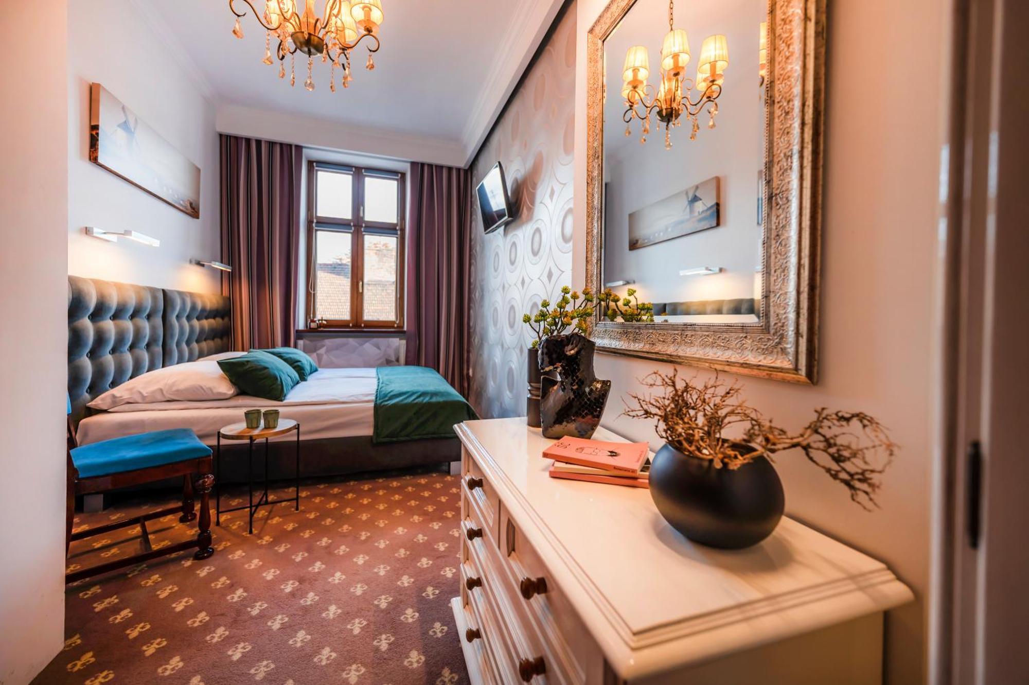 Aparthotel Maargick Krakow Bagian luar foto