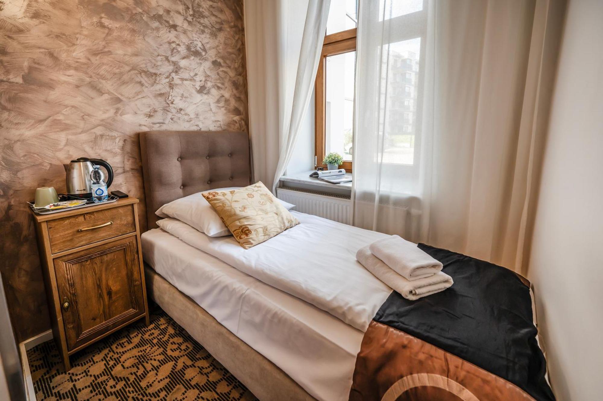 Aparthotel Maargick Krakow Bagian luar foto