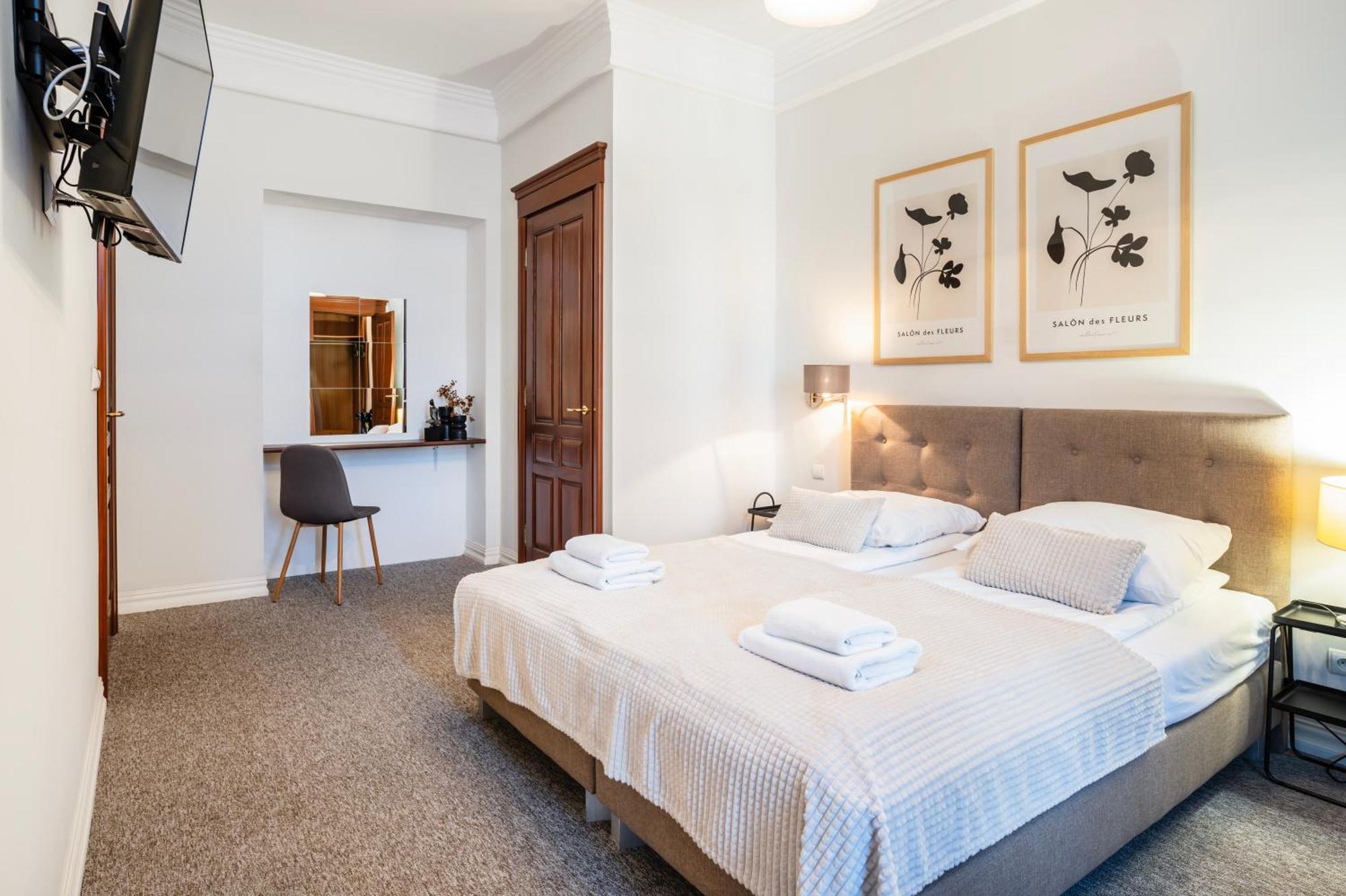 Aparthotel Maargick Krakow Bagian luar foto