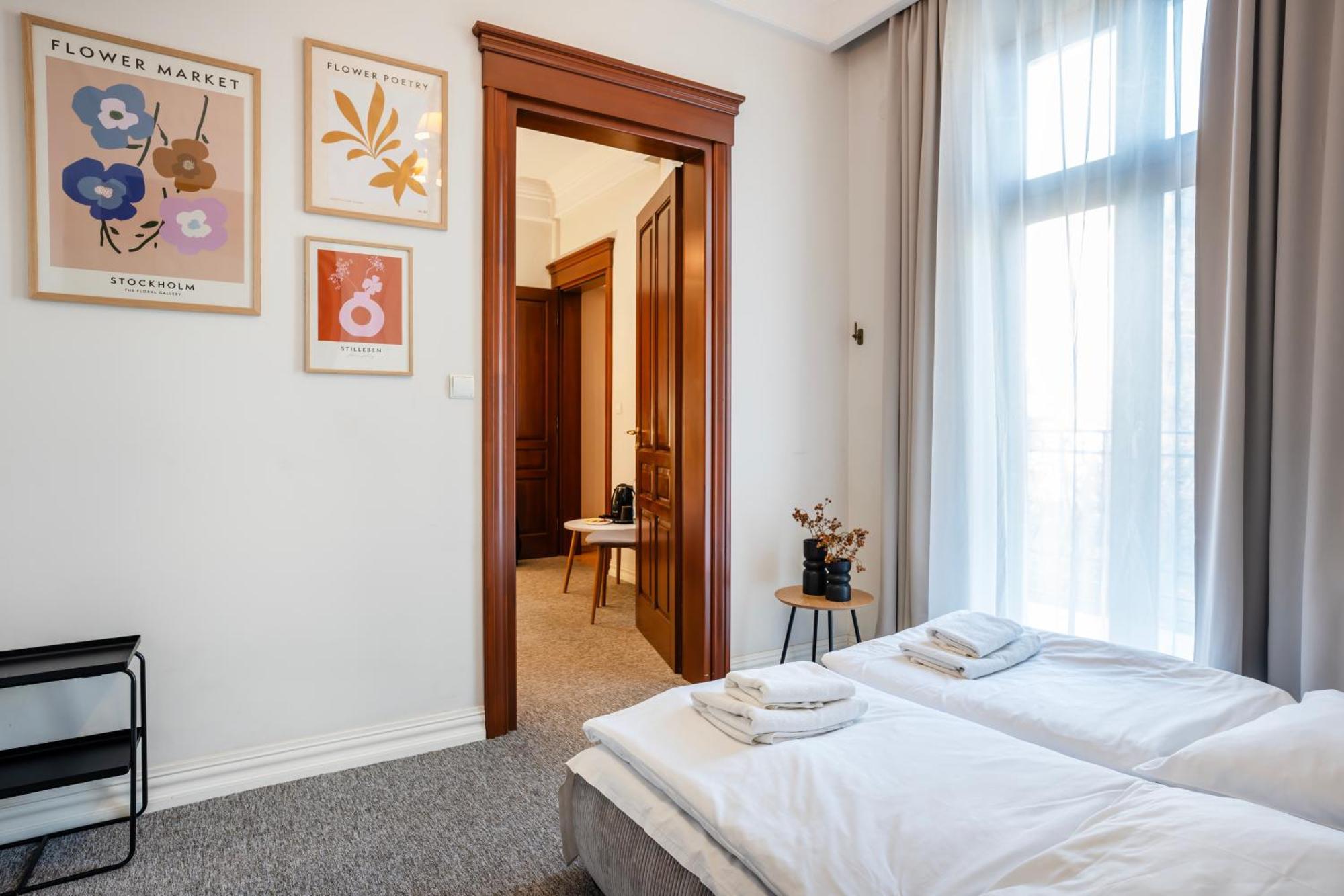 Aparthotel Maargick Krakow Bagian luar foto
