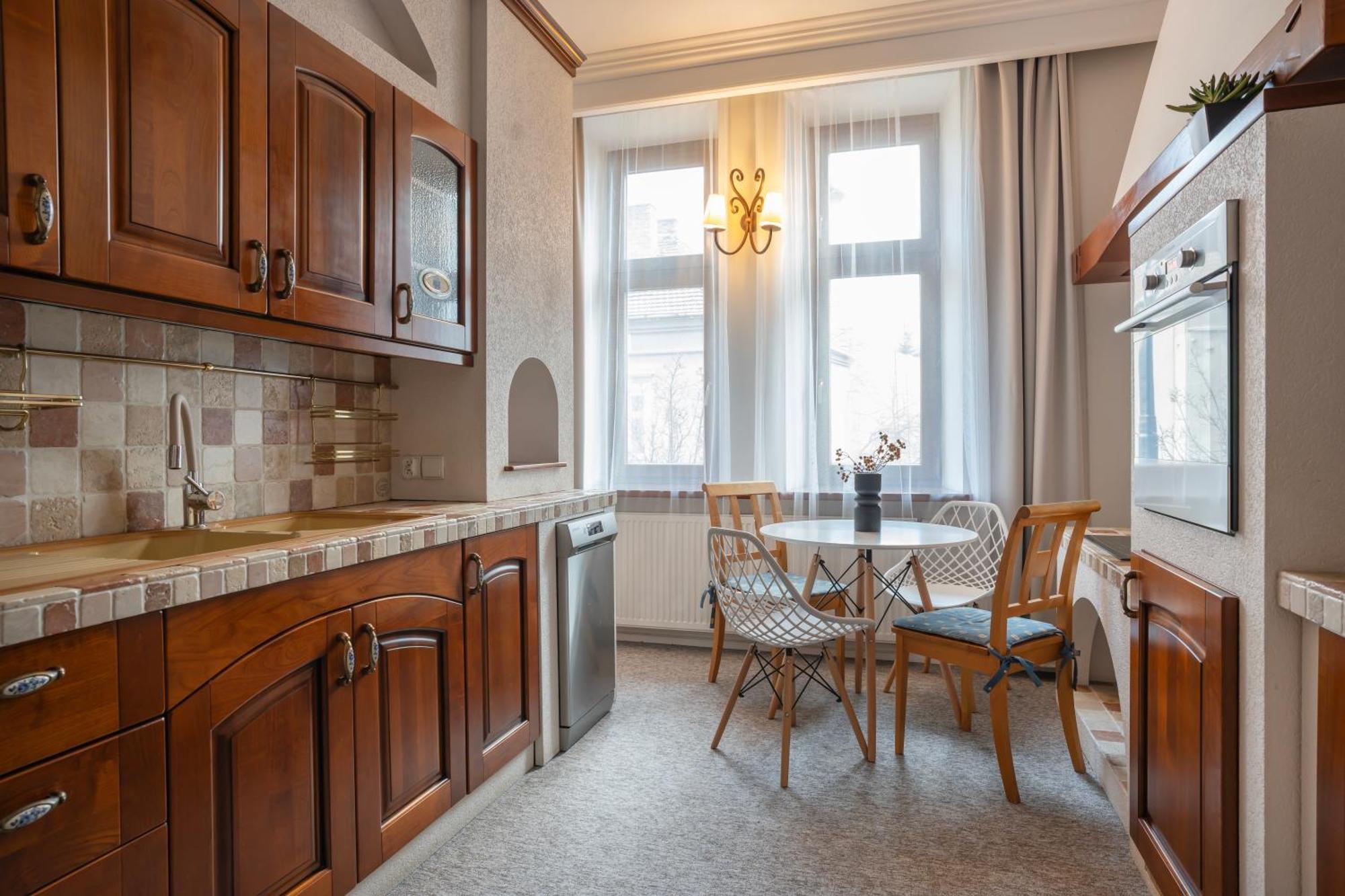 Aparthotel Maargick Krakow Bagian luar foto
