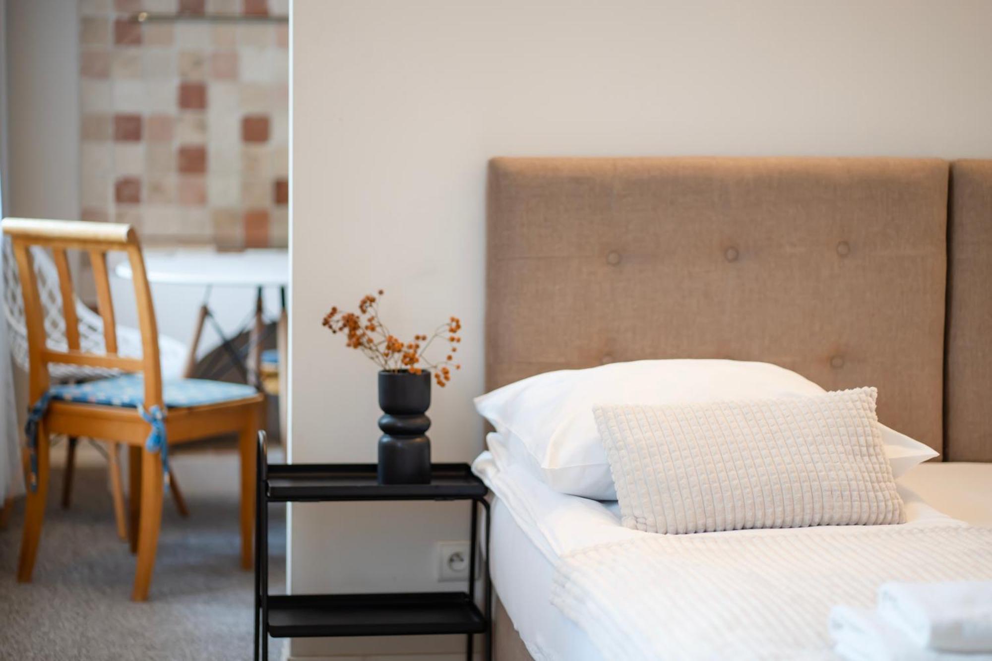 Aparthotel Maargick Krakow Bagian luar foto