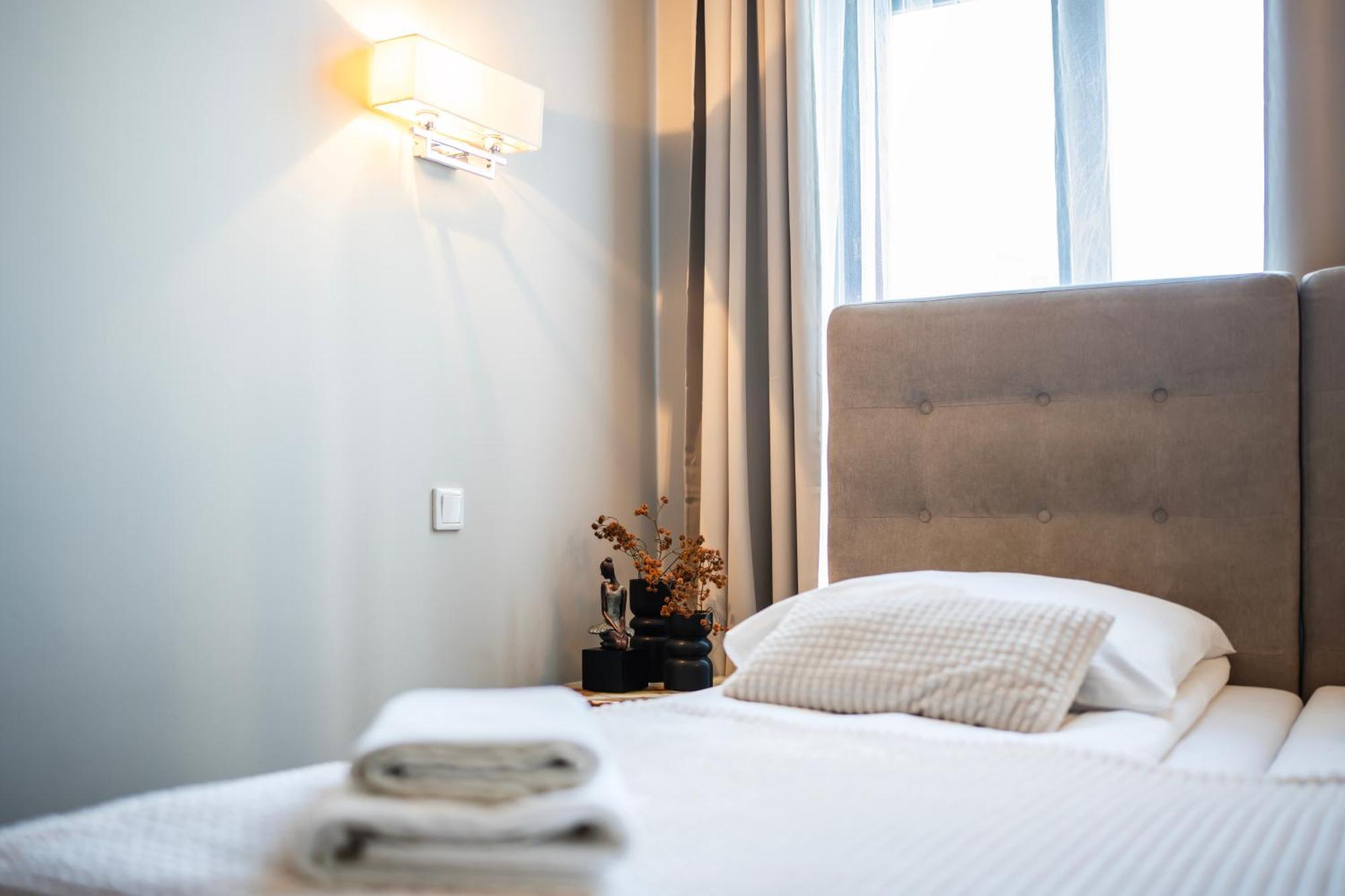 Aparthotel Maargick Krakow Bagian luar foto