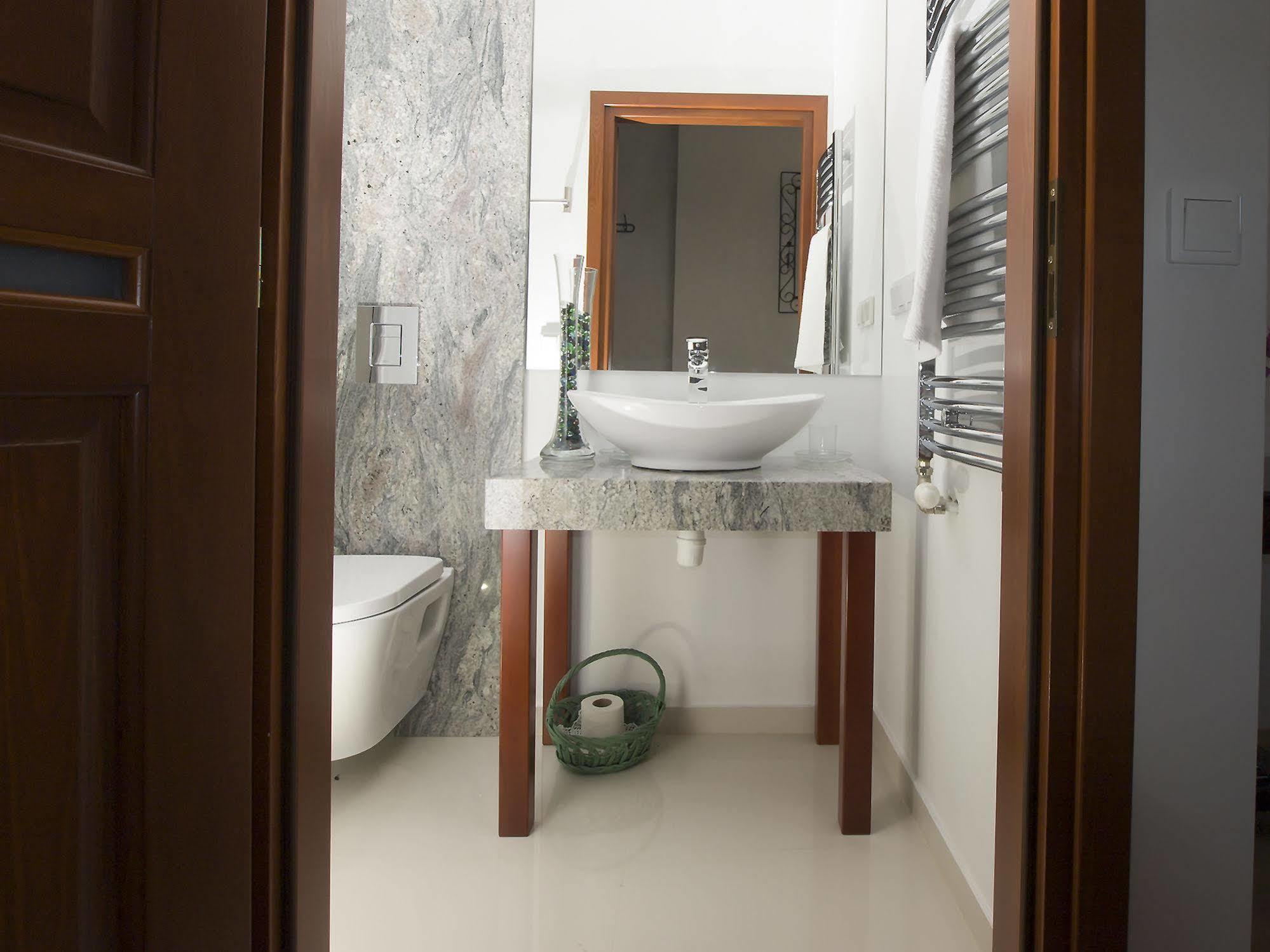 Aparthotel Maargick Krakow Bagian luar foto